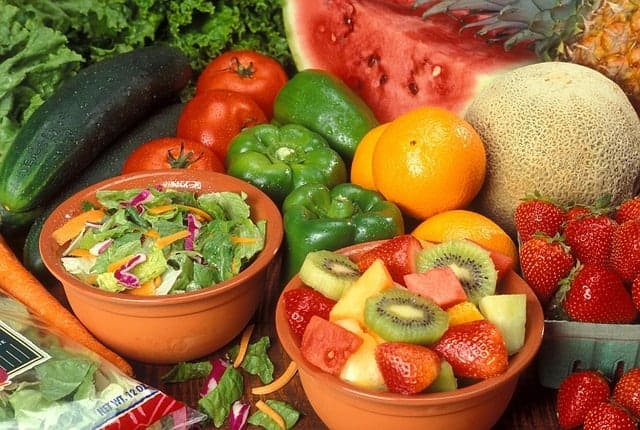 dieta przeciw żylakom - warzywa i owoce